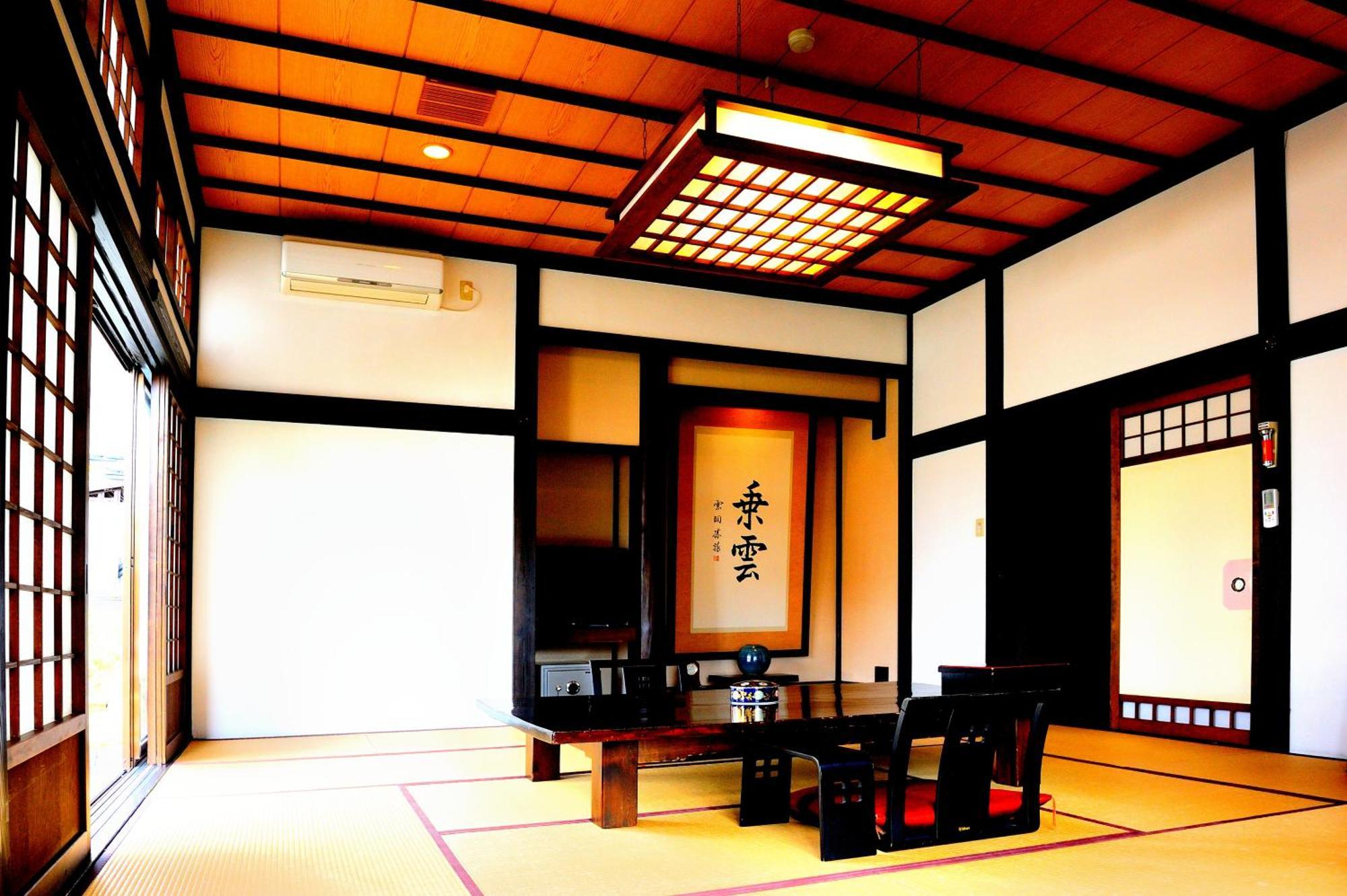 Ryugon Hotel Minamiuonuma Buitenkant foto