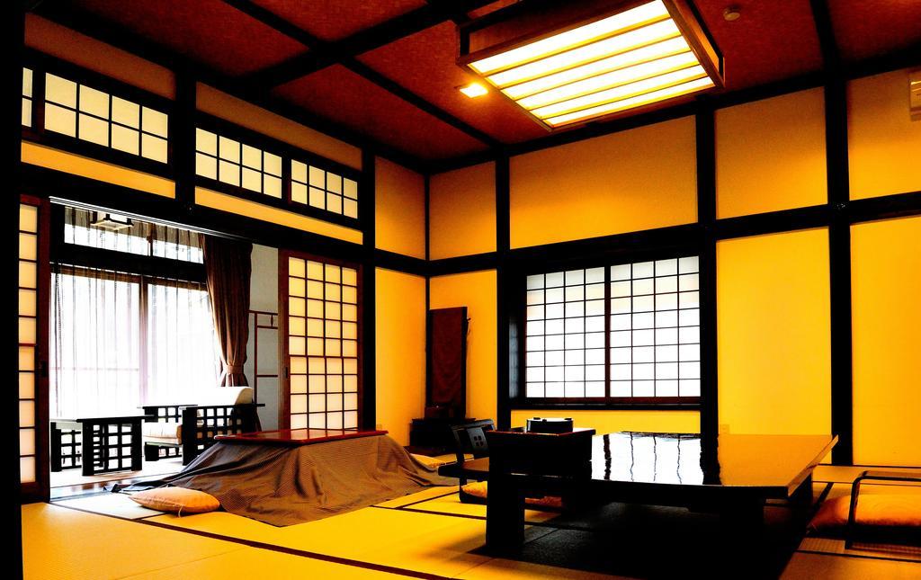 Ryugon Hotel Minamiuonuma Buitenkant foto