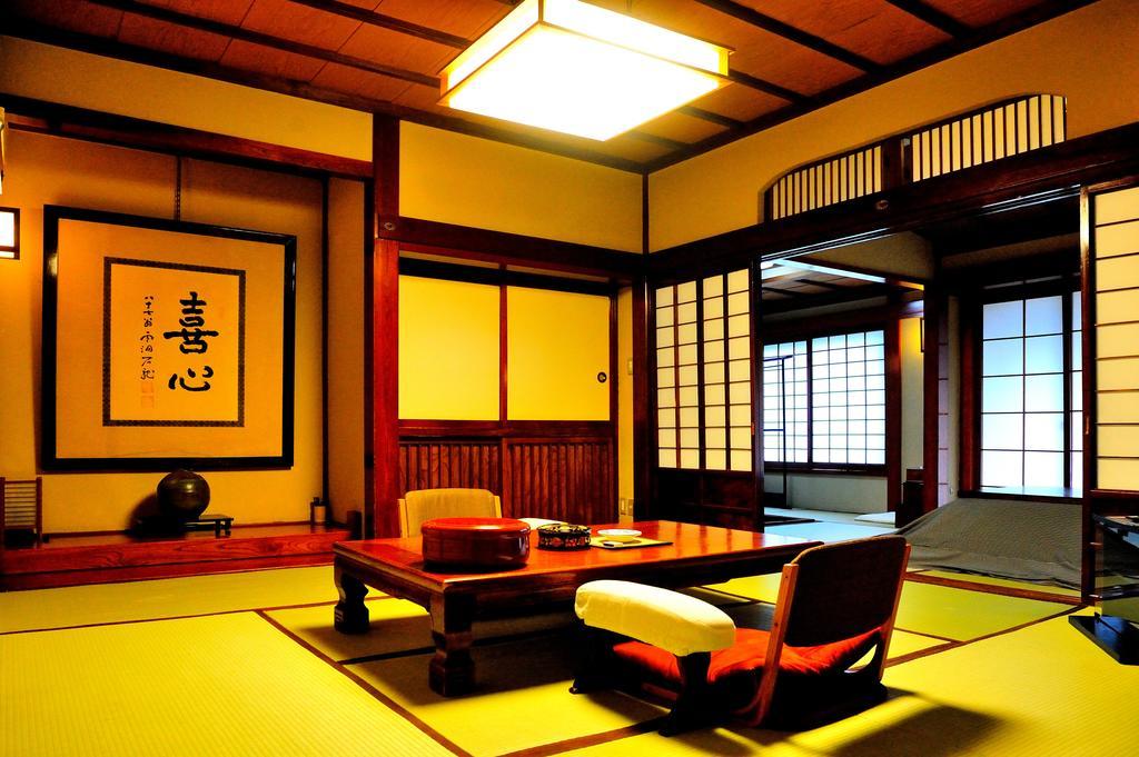 Ryugon Hotel Minamiuonuma Kamer foto