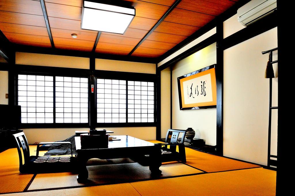 Ryugon Hotel Minamiuonuma Buitenkant foto