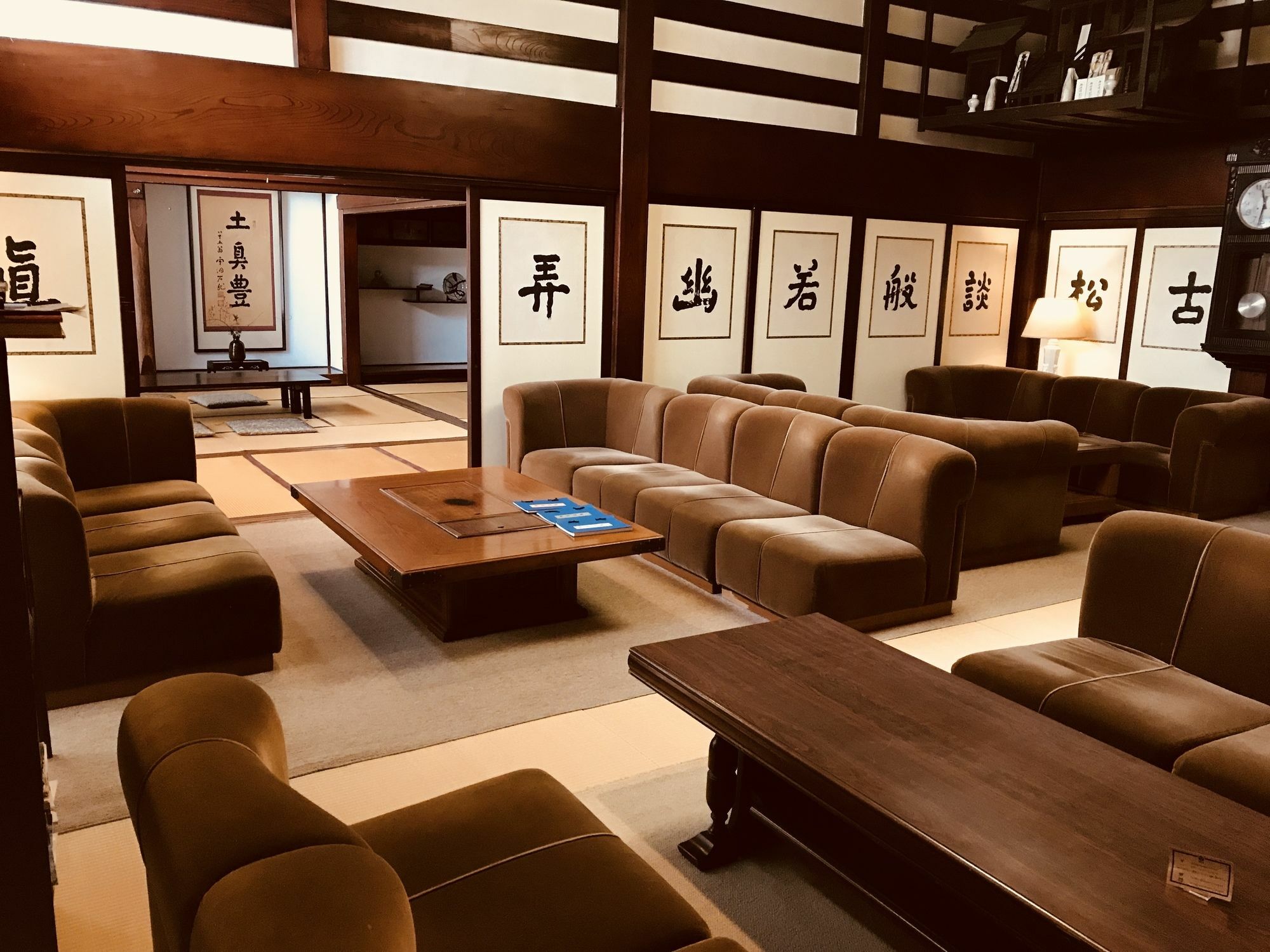 Ryugon Hotel Minamiuonuma Buitenkant foto